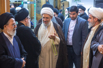 حضور آیت الله اراکی در مراسم بزرگداشت رحلت آیت الله شبیری زنجانی در حرم حضرت فاطمه معصومه(س)