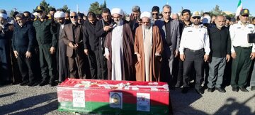 بدرقه باشکوه شهید حمله تروریستی ایرانشهر بر دوش مردم دامغان