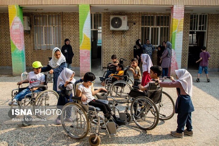 رنج دانش آموزان استثنایی بجنورد در مجتمع آموزشی گلستان شهر