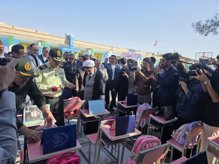 از غرس ۱۶۸ نهال تا پیشگویی قبل از انقلاب در مدرسه حاج قاسم