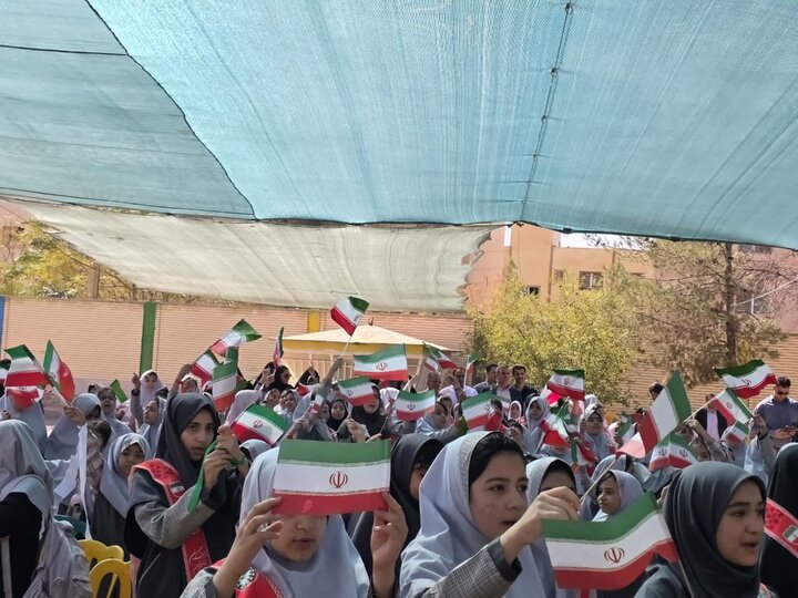 از غرس ۱۶۸ نهال تا پیشگویی قبل از انقلاب در مدرسه حاج قاسم