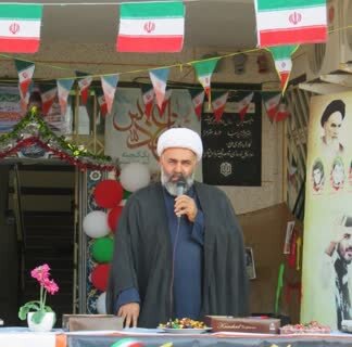مدیر آموزش و پرورش نور: مدرسه باید دانش، اخلاق و نشاط را در دانش‌آموزان تقویت کند