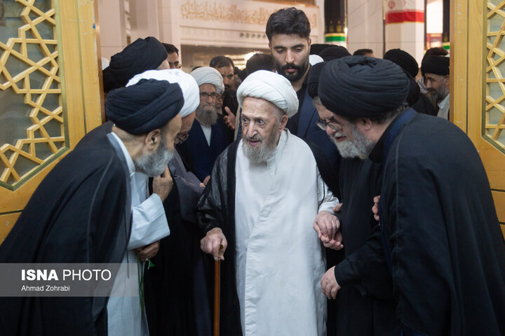 مراسم بزرگداشت رحلت آیت الله شبیری زنجانی در حرم حضرت فاطمه معصومه(س)