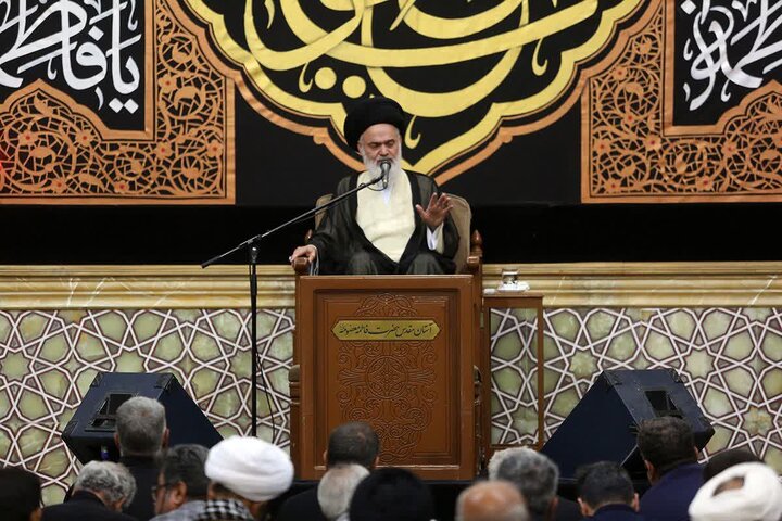 امام جمعه قم: روش اجتهادی آیت‌الله‌العظمی شبیری زنجانی باید در حوزه‌های علمیه تدریس شود