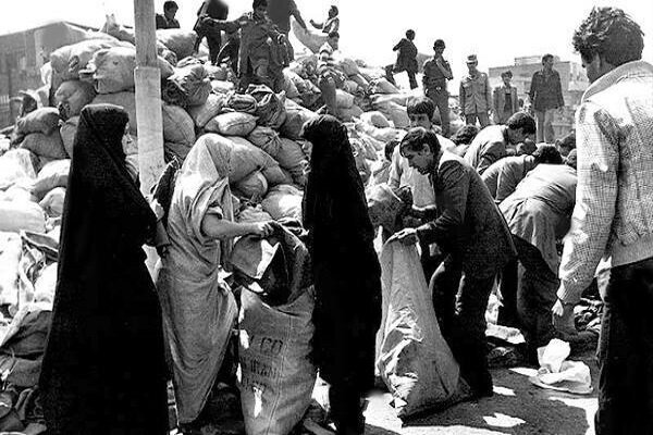 واکاوی نقش چندگانه زنان در دوران دفاع مقدس؛ از خانه تا جبهه