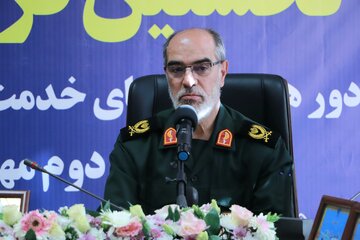 فرمانده سپاه عاشورا: پیروزی در جنگ‌های اخیر را مدیون مردم هستیم