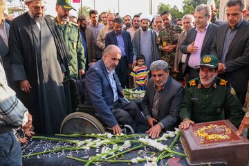 آیین ملی مهمانی لاله ها _ گلزار شهدای همدان