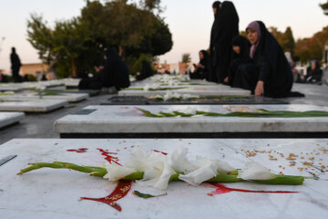 آیین ملی مهمانی لاله‌ها - گلستان شهدای اصفهان