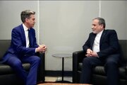 عراقچی: انگلیس موظف به پیگرد کیفری مقامات صهیونیست به خاطر نسل‌کشی و جنایت جنگی هستند