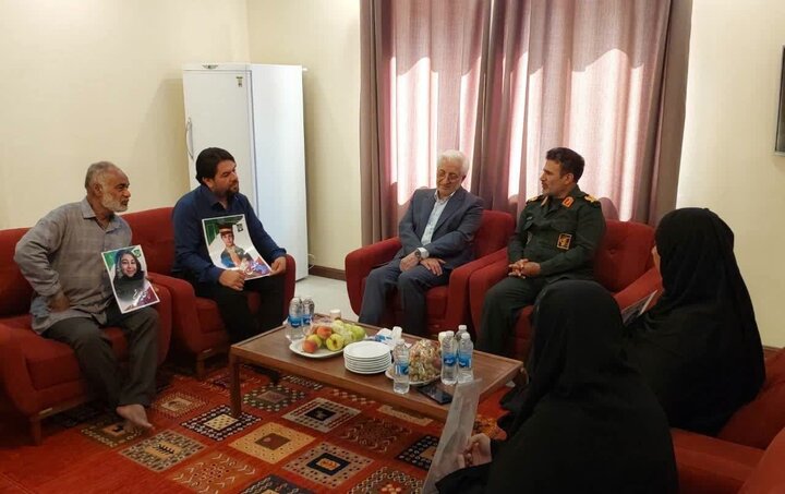 استاندار خراسان شمالی: 
شهادت دانش‌آموزان میناب، چهره دشمن را آشکار کرد