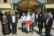 اهتزاز پرچم جمهوری اسلامی، نماد ایستادگی و مسیر علم و دانش است