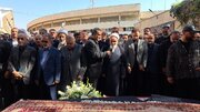 برگزاری مراسم تشییع پیکر ناطق نوری با حضور مسئولان و مردم
