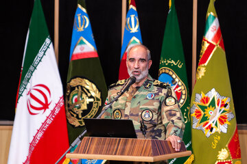 سخنرانی امیر علی جهانشاهی، فرمانده نیروی زمینی ارتش جمهوری اسلامی ایران در جشنواره ملی سرباز ایرانی