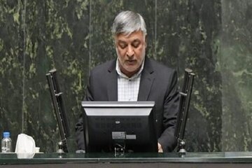نماینده بروجن: باید در دکترین پدافندی کشور بازنگری کرد