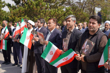 آئین روز ملی پرچم جمهوری اسلامی ایران - دانشگاه محقق اردبیلی