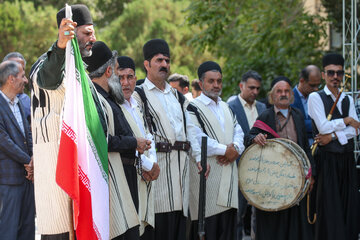 آیین روز ملی پرچم جمهوری اسلامی ایران - اصفهان