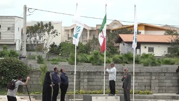 پرچم جمهوری اسلامی در آیین شروع سال تحصیلی دانشگاه فناوری‌های نوین آمل به اهتزاز درآمد
