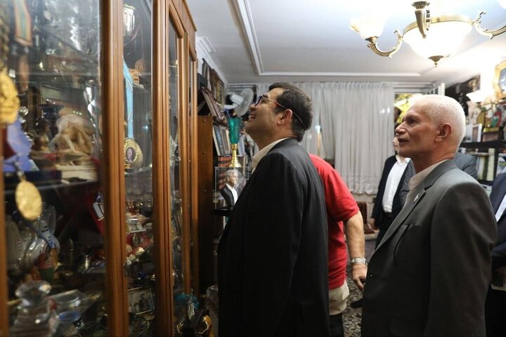 عیادت وزیر ورزش از محمدرضا طالقانی
