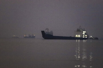 طلوع در ساحل «سورو»