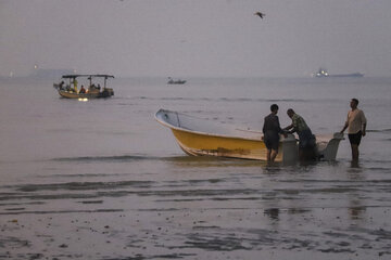 طلوع در ساحل «سورو»