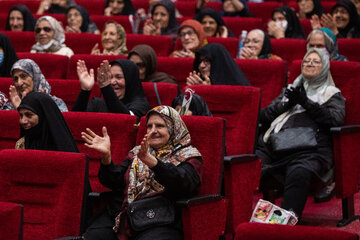همایش تجلیل از سالمندان