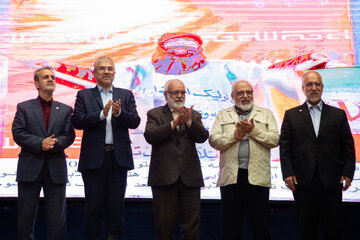 همایش تجلیل از سالمندان