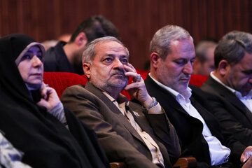 علیرضا کاظمی، وزیر آموزش و پرورش در مراسم یادواره شهدای معلم و دانش آموز