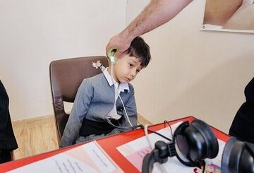 غربالگری شنوایی ۲۵۳۳ کودک مینابی در نیمه نخست سال