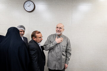  محمد باقر قالیباف، رئیس مجلس شورای اسلامی در جلسه علنی وبیناری مجلس - سه شنبه ۷ مهر