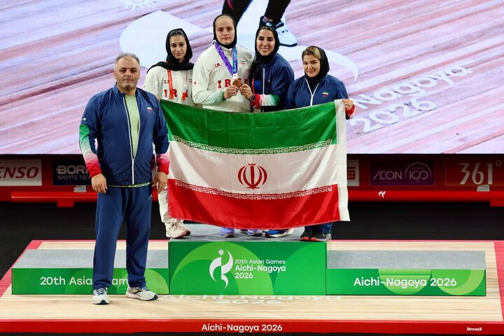 دختر وزنه‌بردار ۱۷ ساله ایران: می‌خواهم پزشک شوم