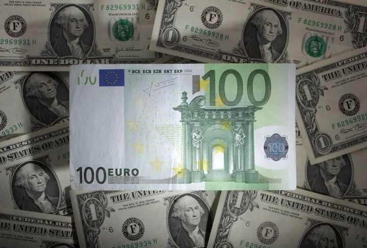 یورو در برابر بحران انرژی و ریسک‌های سیاسی تاب می‌آورد؟