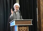 امام جمعه شیراز: رمز عبور از بحران‌ها، حضور آگاهانه مردم و صبر و مقاومت است