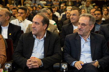 ایوب درویشی، معاون سیاسی استانداری اصفهان و نوشیروان محسنی بند‌پی،‌معاون گردشگری وزارت میراث فرهنگی، گردشگری و صنایع دستی  