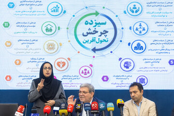 سیدجواد حسینی، رئیس سازمان بهزیستی کشور در نشست خبری گرامیداشت روزهای جهانی ناشنوایان و سالمندان