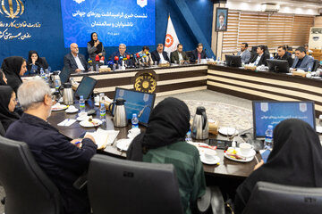 سیدجواد حسینی، رئیس سازمان بهزیستی کشور در نشست خبری گرامیداشت روزهای جهانی ناشنوایان و سالمندان