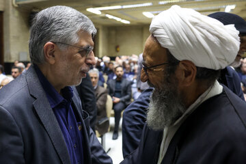 هادی غفاری و غلامحسین کرباسچی در مراسم ختم احمد ناطق نوری