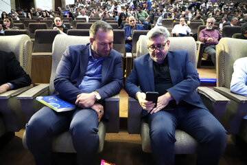 نعمت‌اله‌ پایان، مدیرکل فرهنگ و ارشاد اسلامی  آذربایجان شرقی در آیین اختتامیه جشنواره سراسری موسیقی موغام - تبریز