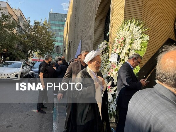 مراسم ترحیم ناطق‌نوری برگزار شد