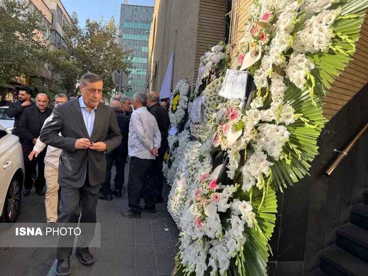 مراسم ترحیم ناطق‌نوری برگزار شد