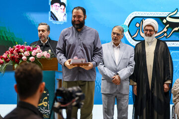 سی و سومین اجلاس سراسری نماز - حرم مطهر رضوی