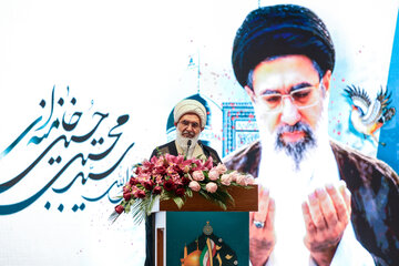 حجت‌الاسلام حاج علی اکبری، امام جمعه موقت تهران در سی و سومین اجلاس سراسری نماز - حرم مطهر رضوی