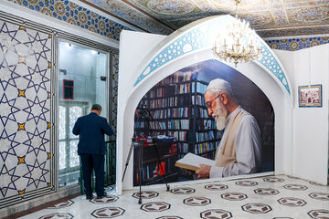 سی و سومین اجلاس سراسری نماز - حرم مطهر رضوی