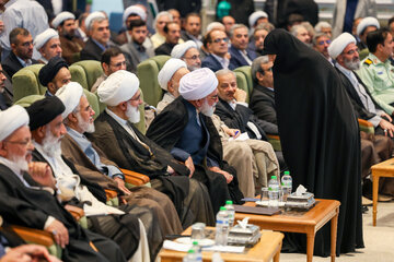 سی و سومین اجلاس سراسری نماز - حرم مطهر رضوی
