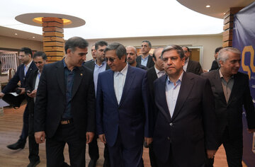 حضور مسعود امامی یگانه استاندار اردبیل، عبدالناصر همتی رئیس بانک مرکزی جمهوری اسلامی ایران و محمد حسن‌زاده رئیس دانشگاه محقق اردبیلی در همایش ملی«شیوه‌های نوین تأمین مالی بنگاه‌های اقتصادی و زیرساخت» در اردبیل
