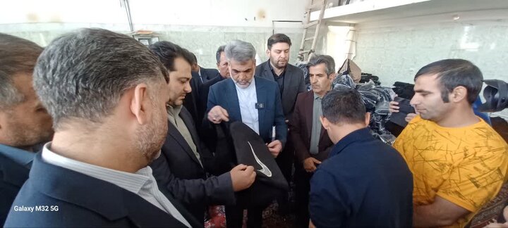 خوشه‌سازی؛ راهکار توسعه صنعت کیف در روستای زاغه بهار