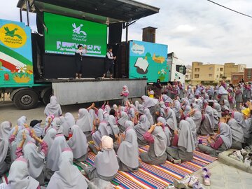 تماشاخانه کانون پرورش فکری، مهمان کودکان اصفهان شد