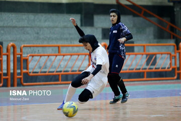 «اسطوره» بر سکوی قهرمانی فوتسال بانوان یزد ایستاد