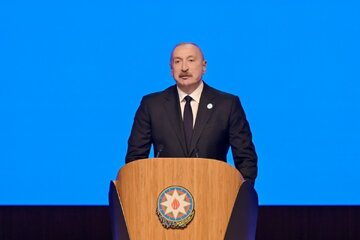 علی‌اف ۲ کشور را «ابرقدرت» نامید