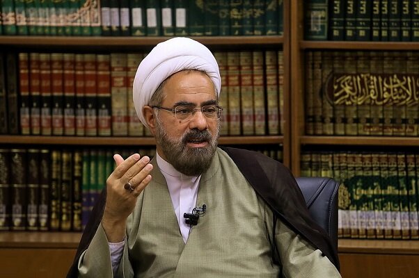 حجت‌الاسلام والمسلمین جوادی آملی: تفرقه در شرایط کنونی سم مهلک جامعه است