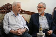 قائم‌مقام وزیر کشور با خانواده شهید «فرید نورشادی» دیدار کرد